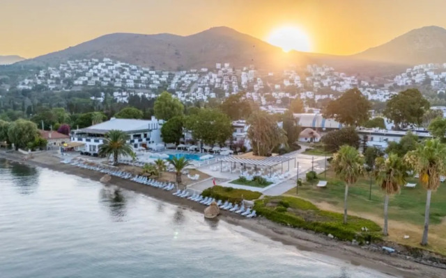 Ladonia Hotels Luna Beach Resort