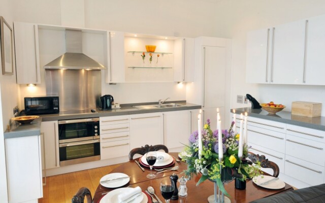 Highland Apartments By Mansley