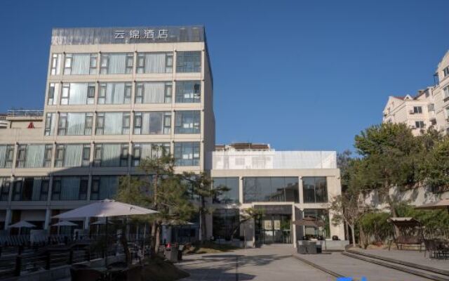 Yunjin Hotel