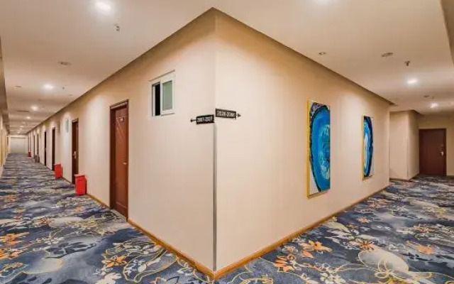 Shenzhen Jade Holiday Hotel (Luohu Port Shop)