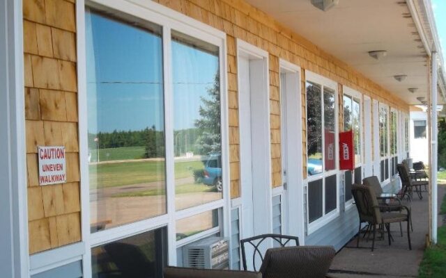 Anchor Motel and Suites