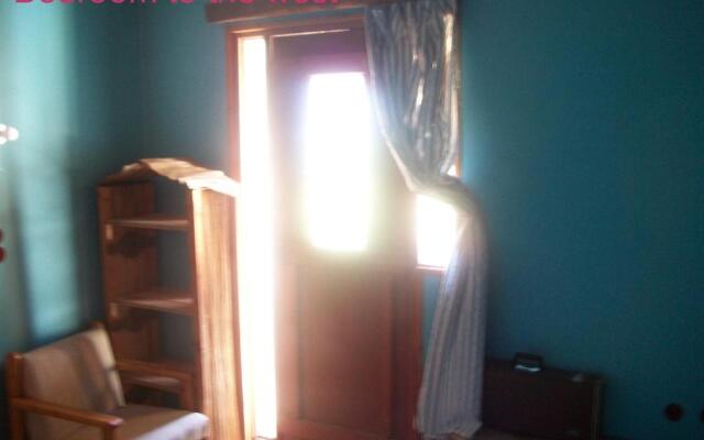 The House of Summer Winds