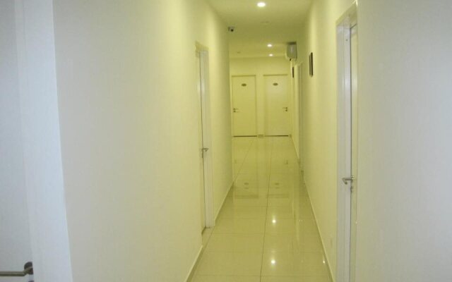 One Home Hotel