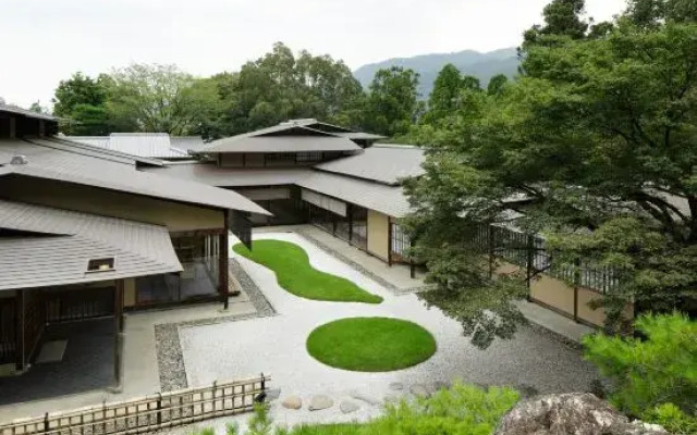 Kasui-en (The Westin Miyako Kyoto)