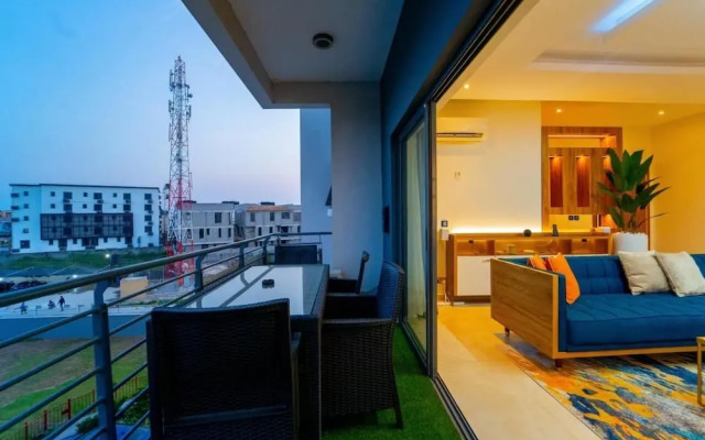 Premium Luxury Apartment by Smart Home
