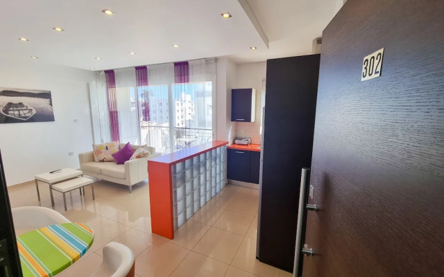 City Vibrance Apartment