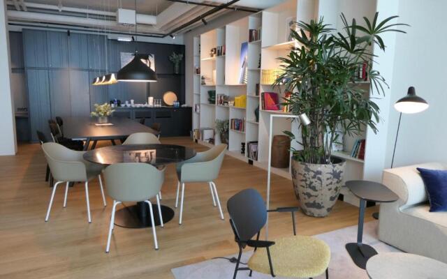 New Luxury apartment overlooking Vienna