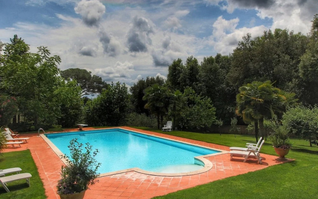 Cozy Villa for Six Guests