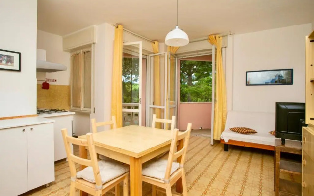 M257 - Marcelli, bilocale in residence con piscina