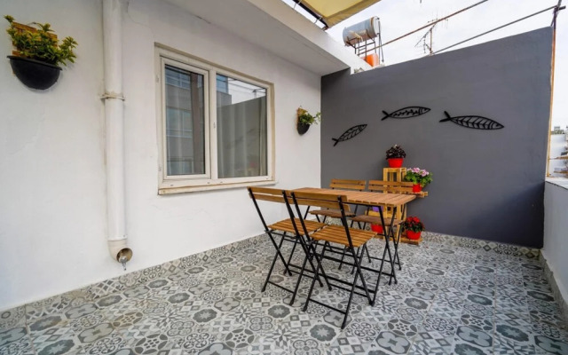 Serene and Central Flat With Balcony in Muratpasa