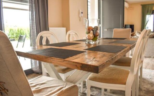 Aurelia Home