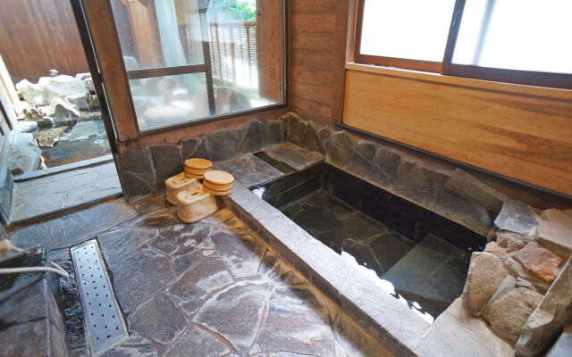 Hot Spring Inn Banya