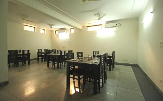 FabHotel Marbella Noida Sec 51