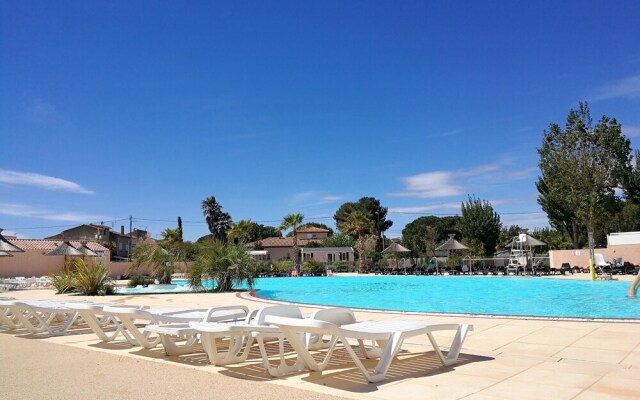 Property With 3 Bedrooms in Sérignan, With Furnished Garden