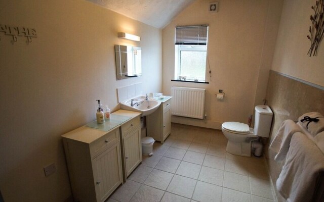 Fifth Milestone Cottage - B&B