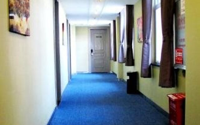 Luoyang Anximen Young Hostel