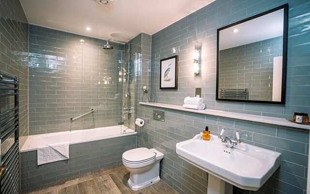 Bridge House Hotel & Silver Howe View Cottage