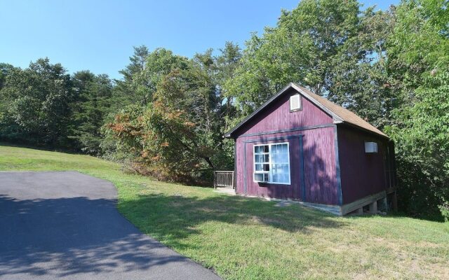 Whispering Hills - Couples Getaway