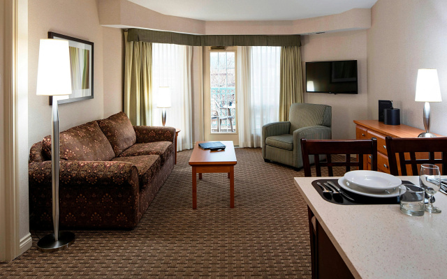 Delta Hotels by Marriott Grand Okanagan Resort