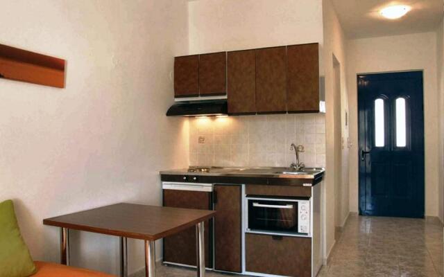 Irinoula Apartments