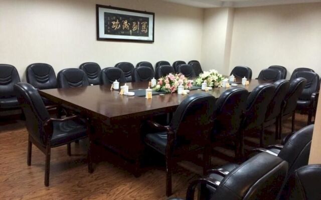 Chengde Hotel