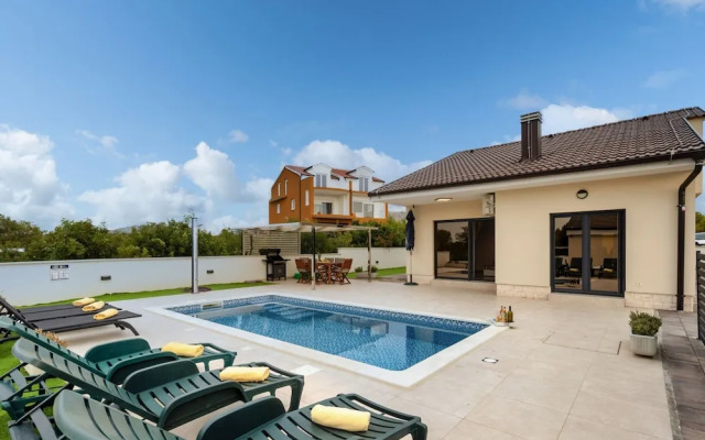 Villa Shaula 2