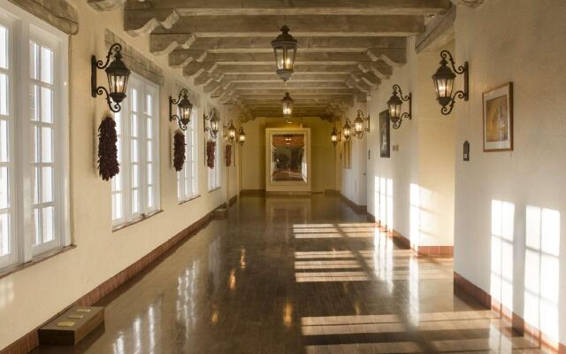 Hilton Santa Fe Historic Plaza