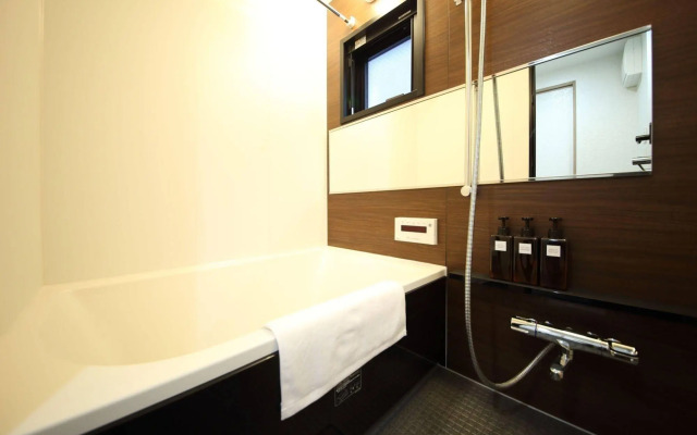 Alex's Home Shinsaibashi