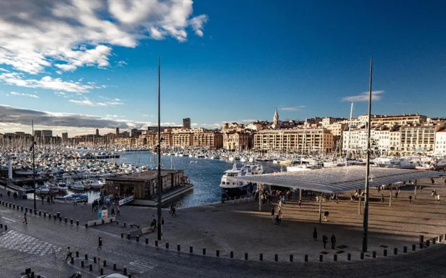 Maisons du Monde Hôtel & Suites - Marseille Vieux Port