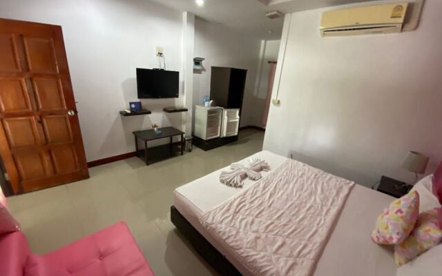 OYO 1057 Relax Resort