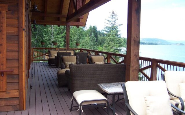 Lodge at Sandpoint