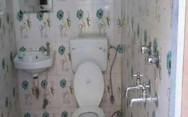 Goroomgo Brij Dham Guest House Mathura