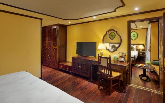Indochine Premium Halong Bay