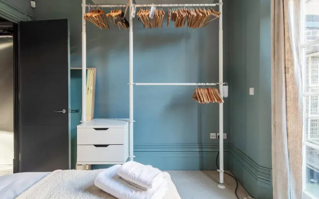 Stylish 1 Bedroom With a Private Garden