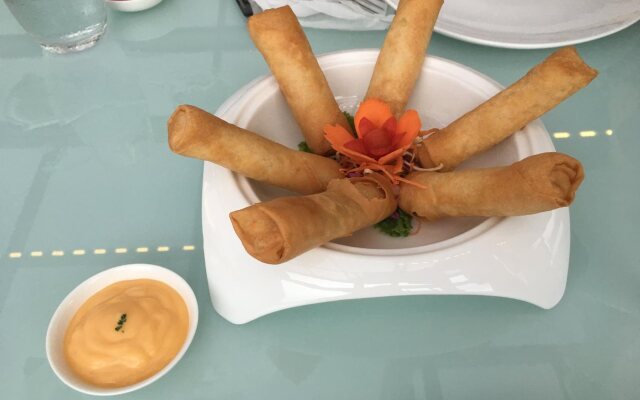 Rose Palace Hotel Yangon