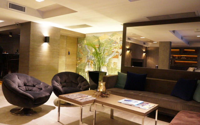 The New Hotel Zeybek