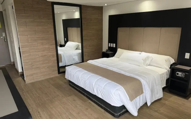 Hotel Embassy