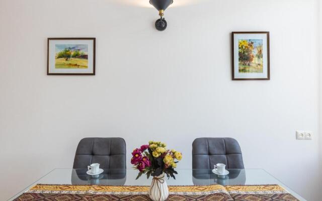 Stay Inn Apartments on Mashtots avenue