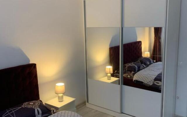 Alexandra Home