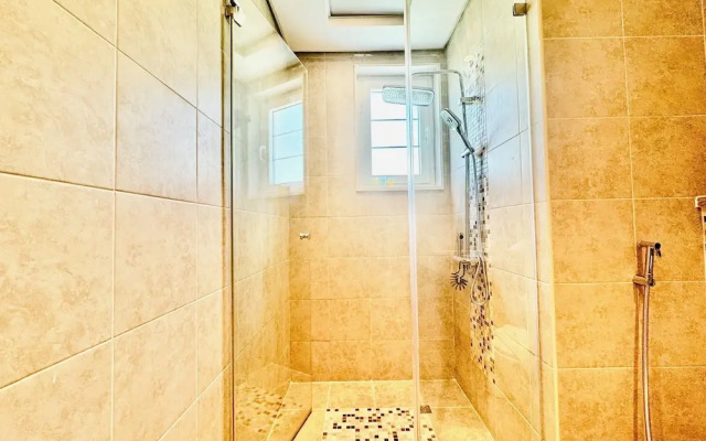 Venduras - 3BR Villa in Jumeirah Park