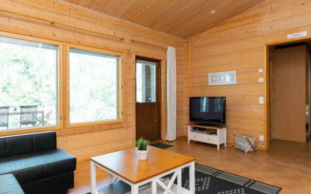 Hot pool cottage iitu