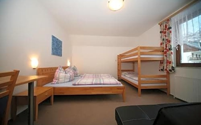 Familien und Jugendhotel Gstemmerblick