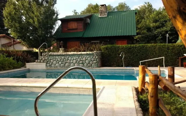 Cabañas Troncopiedra