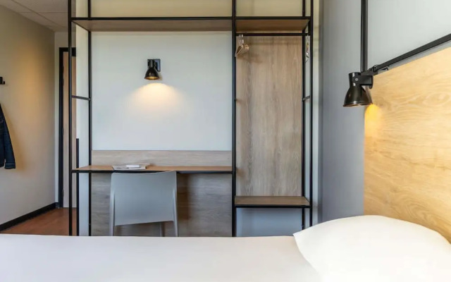 Ibis Marseille Marignane Technopole