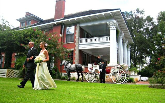 Herlong Mansion Bed & Breakfast