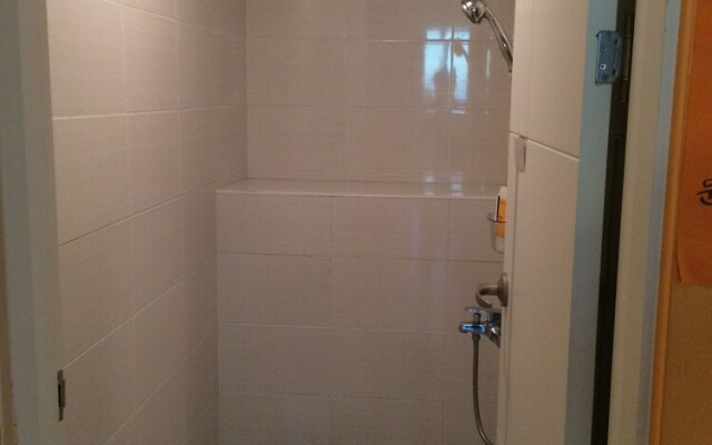 Sunny-Hunny Guesthouse - Hostel