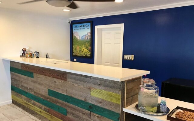 Travelodge by Wyndham Merced Yosemite