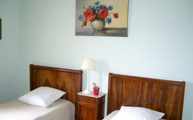 House With 2 Bedrooms in Salviac, With Pool Access, Furnished Garden a