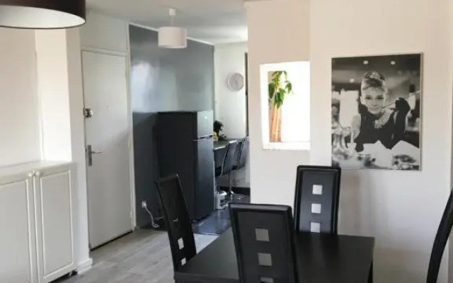 APPARTEMENT Deux chambres Salon Parking Rouen Kindarena