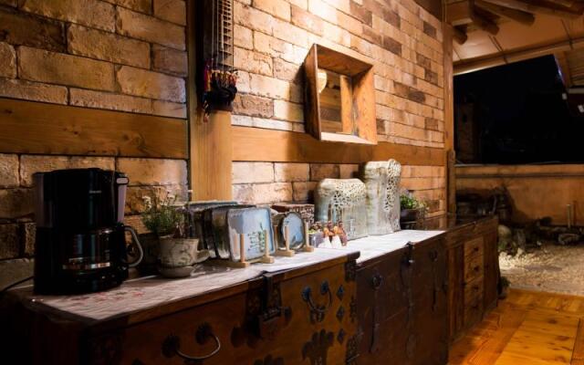 Bukyungdang Hanok Guesthouse